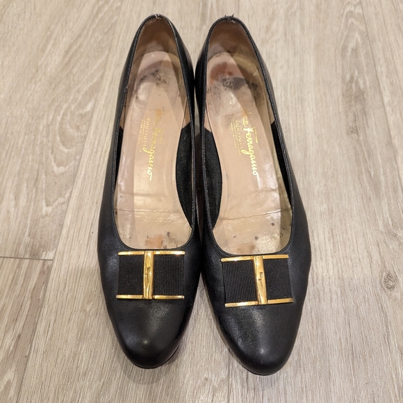 Ferragamo classic vintage heels - Picture 2 of 4